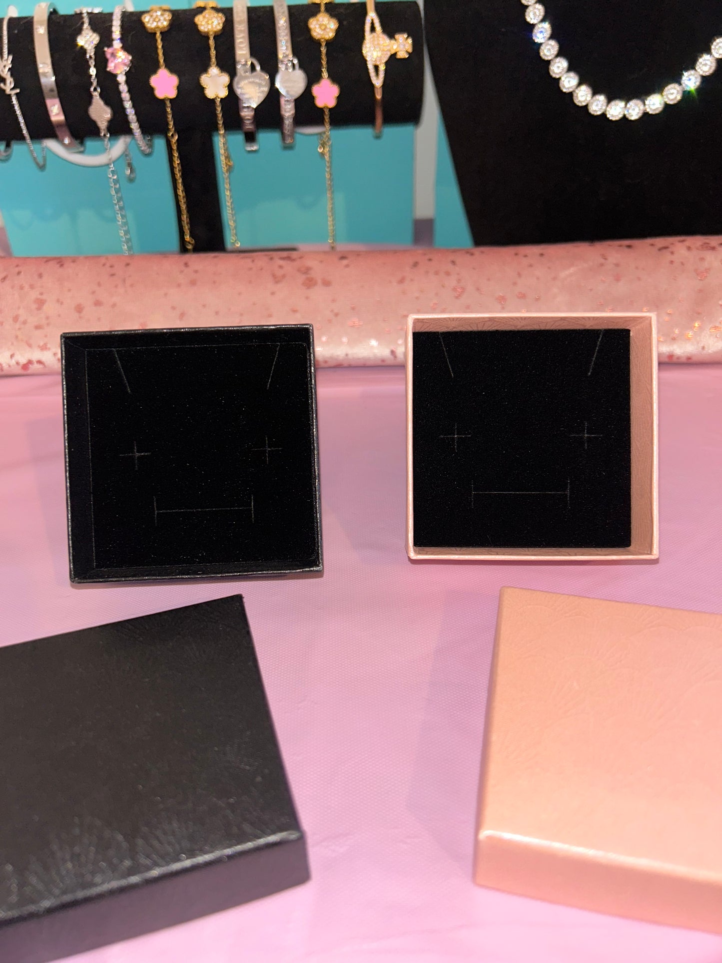 Square gift box