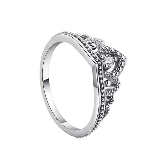 Evie ring (PRE-ORDER)