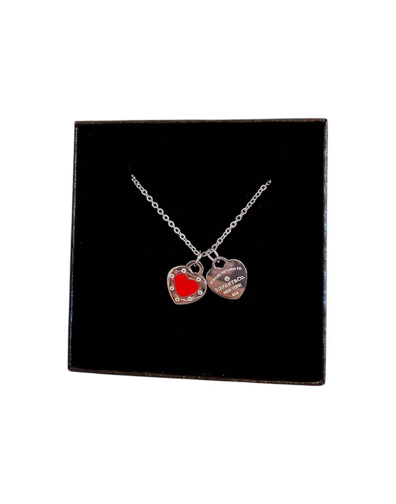 T red stud necklace