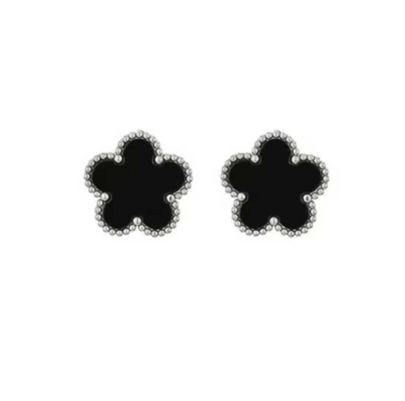Ash clover earrings (PRE-ORDER)