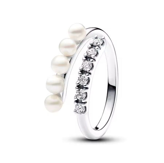 Isabella ring (PRE-ORDER)