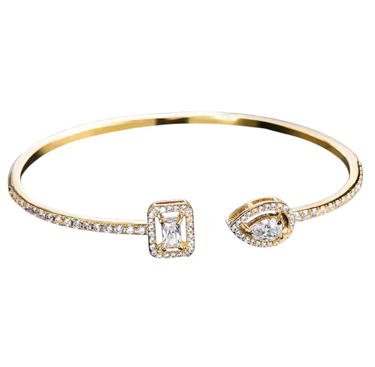 Gold Teardrop Bangle (PRE-ORDER)