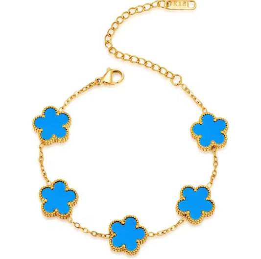 Gold Skye clover bracelet (PRE-ORDER)