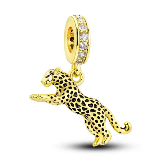 Leopard charm (PRE-ORDER)