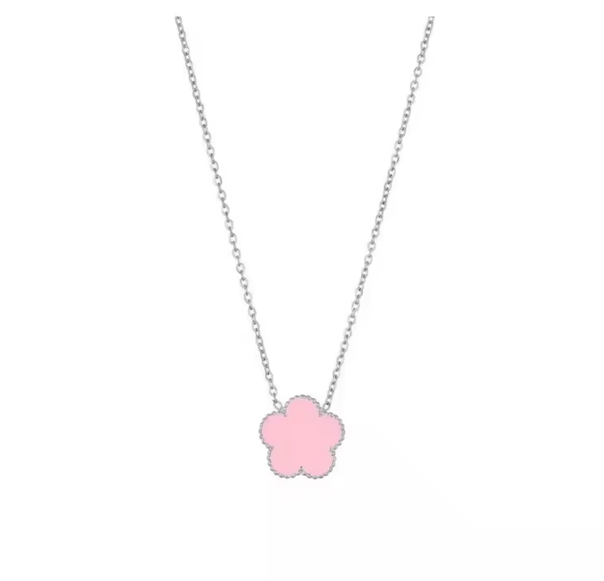 Rosá clover necklace (PRE-ORDER)