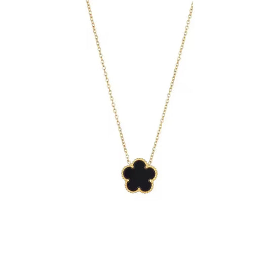 Gold Ash clover necklace (PRE-ORDER)