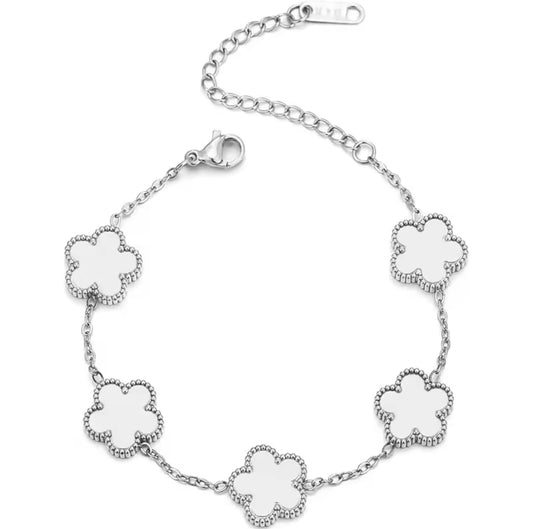 Snow clover bracelet (PRE-ORDER)