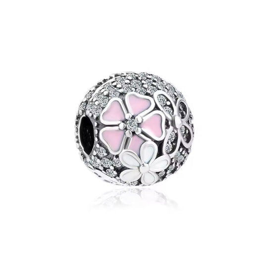 Trio flower charm (PRE-ORDER)