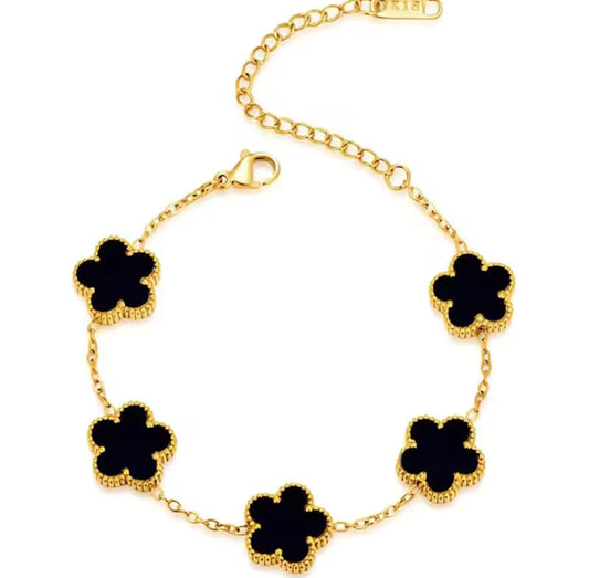 Gold Ash clover bracelet (PRE-ORDER)