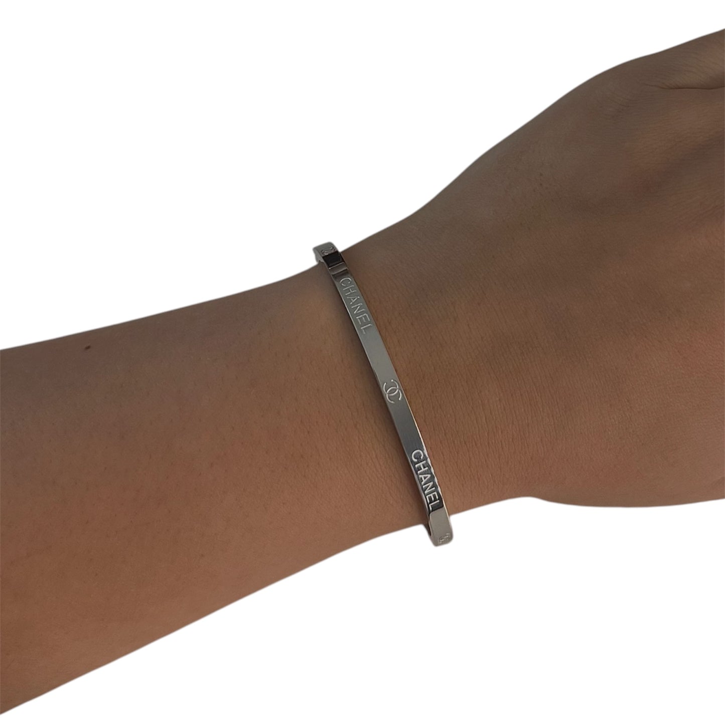 The Silver “Cassie” Bangle