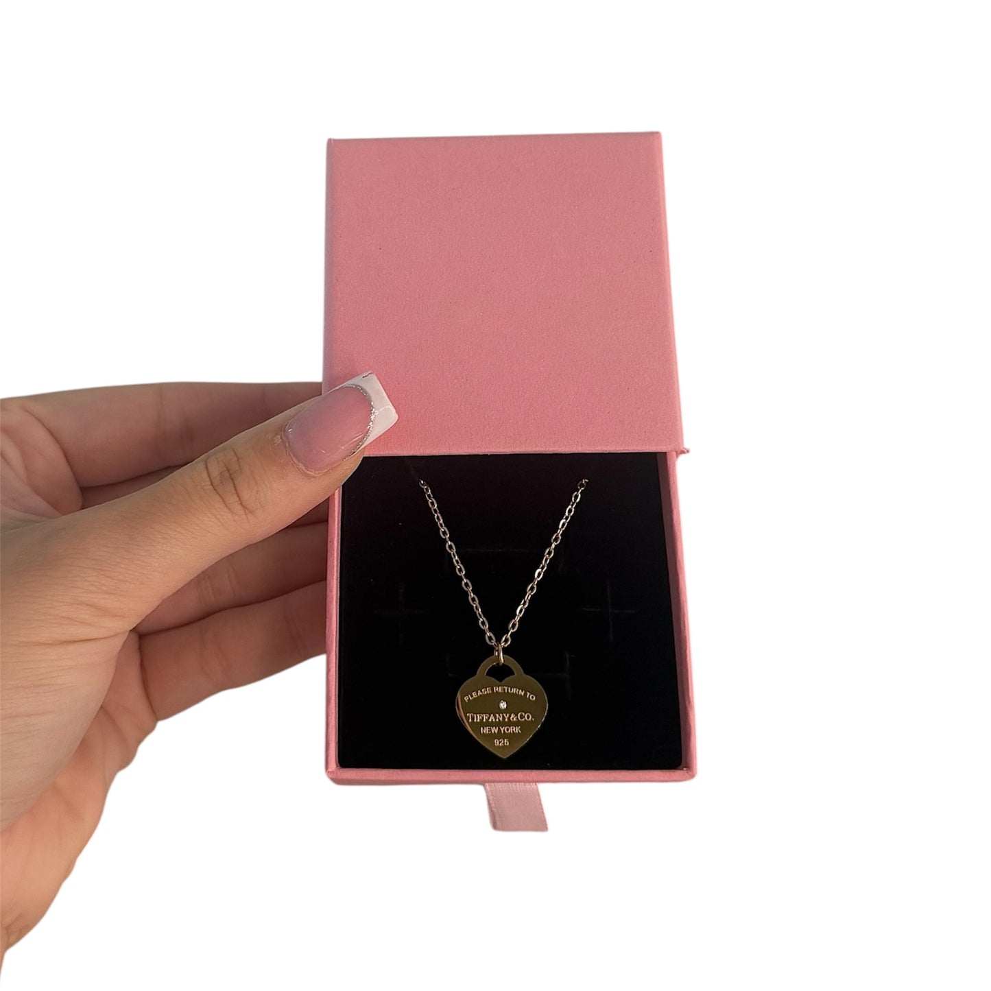 The Gold Single Heart “Talia” Necklace