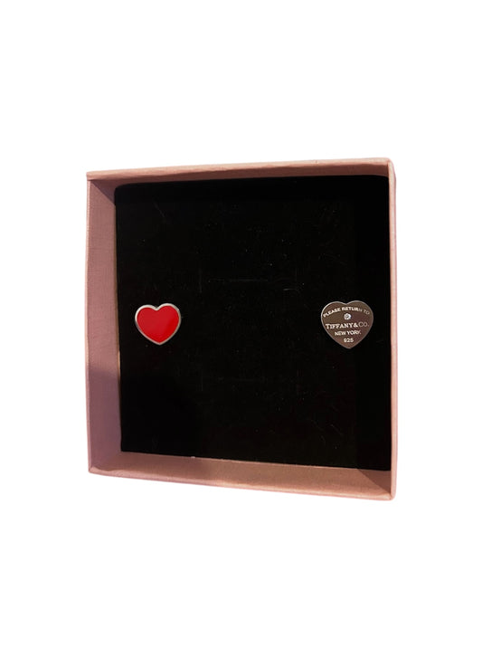 T red heart earrings