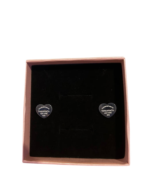 T plain earrings